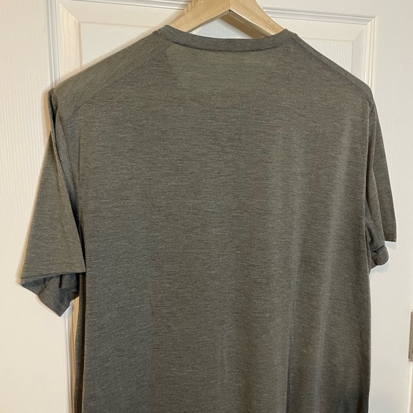 Patagonia Capilene Baselayer grey athletic shirt sleeve tee sz XL - Picture 10 of 10